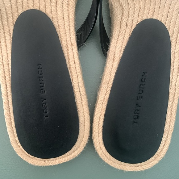 NWT Tory Burch NWT Bombe Miller Medallion Espadrille Sandals - Picture 2 of 7